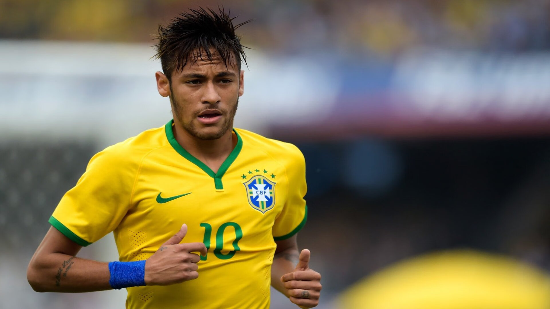 正在发生的精彩足球赛事，谁将笑到最后？，足球比赛事件